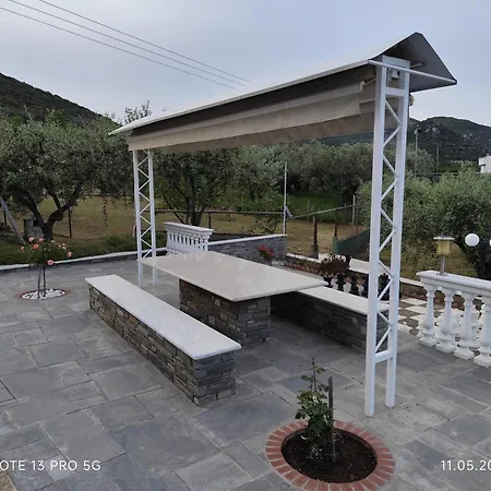 Villa Hellas Optimal Fuer Tennisliebhaber Und Meergeniesser Apartment Nea Iraklitsa